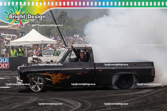 Summernats 28 Sunday 4 Jan 2015  BD  (7908)  SOLID BURNOUT