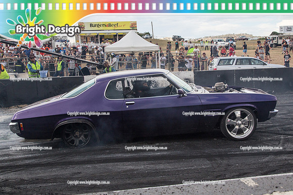 Summernats 28 Sunday 4 Jan 2015  BD  (8318)  INTENSE BURNOUT