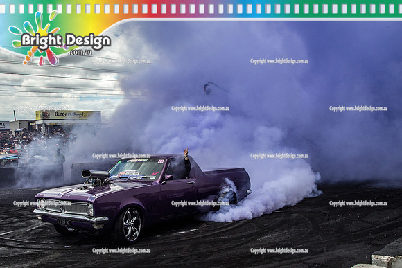 Summernats 28 Sunday 4 Jan 2015  BD  (8107)  1TUFHG BURNOUT