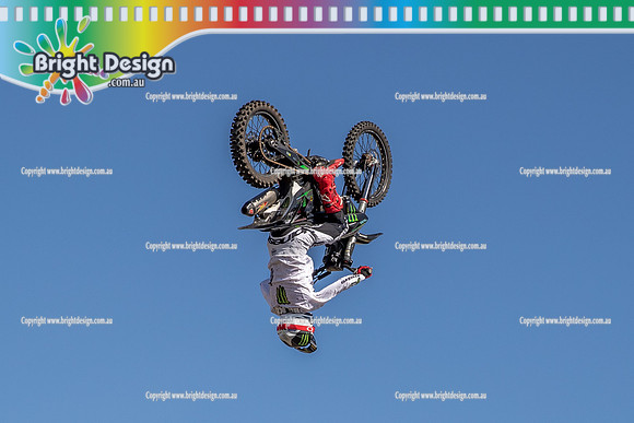 Tuff Streeters @ Calder Park Sat 1 Feb 2025 (176859) BIKE STUNT