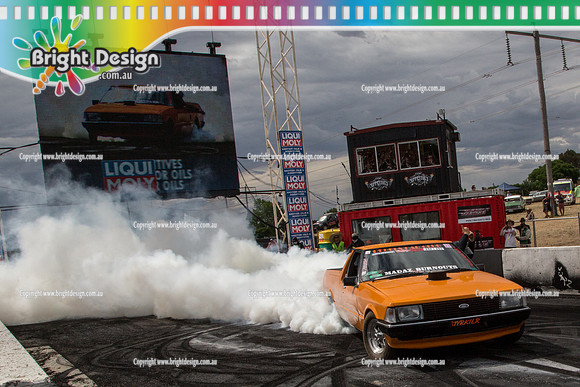 Summernats 28 Sunday 4 Jan 2015  BD  (8219)  TYRKILR BURNOUT