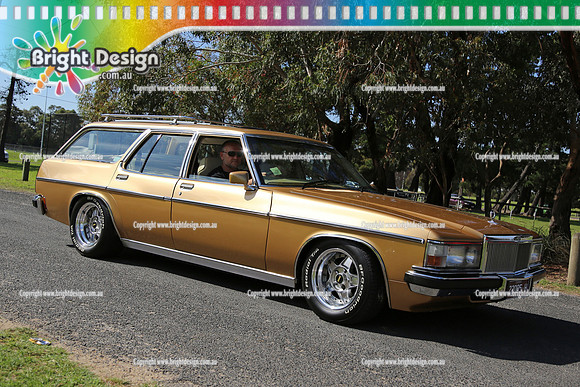 All Holden Day @  Dandeonong 7 April 2013  Bright Design (1327)  22085H