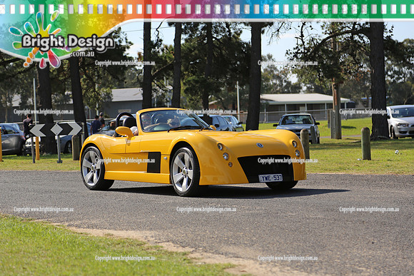 All Holden Day @  Dandeonong 7 April 2013  Bright Design (1406)  YWE537