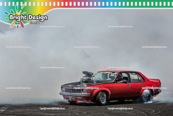 Summernats 28 Saturday 3 Jan 2015  BD (4674)  TUF253 BURNOUT