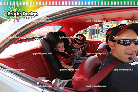 All Holden Day @  Dandeonong 7 April 2013  Bright Design (1100)  KHK421