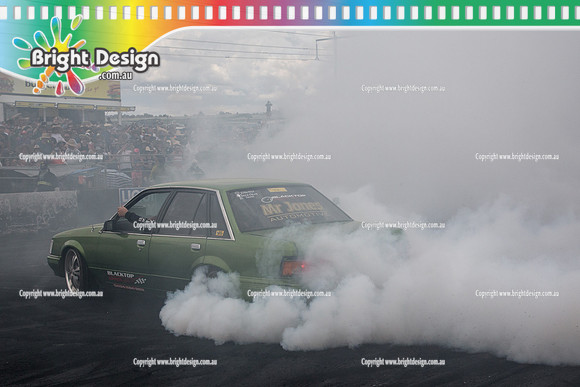 Summernats 28 Sunday 4 Jan 2015  BD  (7915)  KILLASET BURNOUT