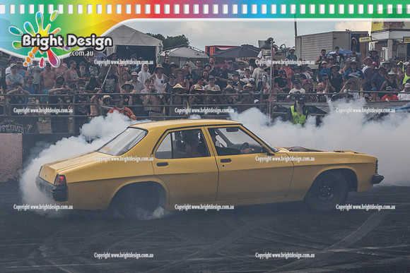 Summernats 28 Sunday 4 Jan 2015  BD  (8391)  TUFZED BURNOUT
