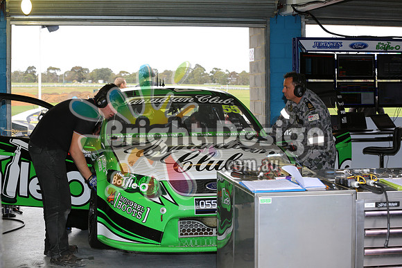 Sandown 500 V8 Supercars  Friday 13 Sept 2013  (1015)