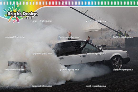 Summernats 28 Sunday 4 Jan 2015  BD  (7864)  CEMBLO BURNOUT