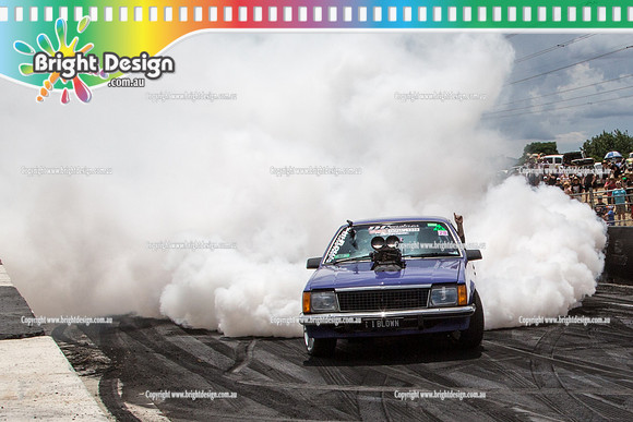 Summernats 28 Sunday 4 Jan 2015  BD  (7937)  IBLOWN BURNOUT