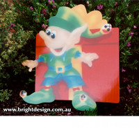 4- E-11 Hiding Elf Outdoor Christmas Display Custom Airbrushed by Bright Design