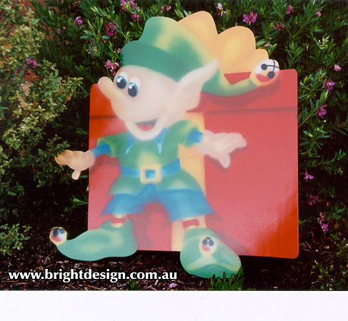 4- E-11 Hiding Elf Outdoor Christmas Display Custom Airbrushed by Bright Design