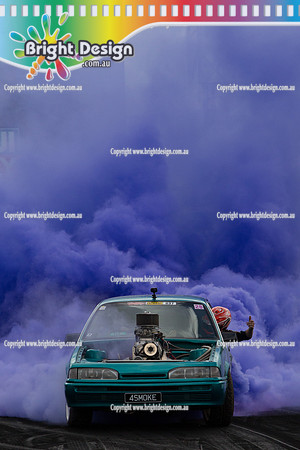 Summernats 28 Sunday 4 Jan 2015  BD  (8353)  4SMOKE BURNOUT