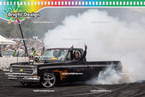 Summernats 28 Sunday 4 Jan 2015  BD  (7906)  SOLID BURNOUT