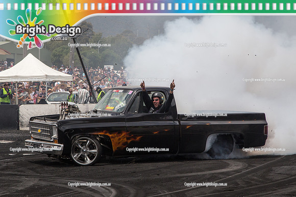 Summernats 28 Sunday 4 Jan 2015  BD  (7907)  SOLID BURNOUT