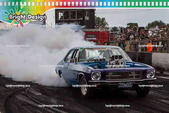 Summernats 28 Sunday 4 Jan 2015  BD  (8155)  WAZ308 BURNOUT