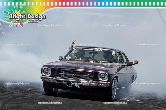 Summernats 28 Saturday 3 Jan 2015  BD  (4996)  LS24U BURNOUT