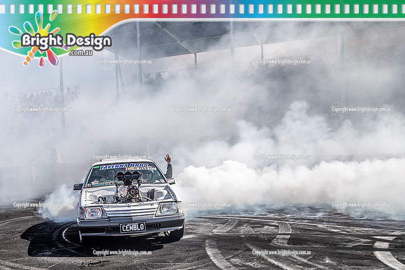 Summernats 34 Sunday 9 Jan 2022  BDMP2662  CEMBLO BURNOUT
