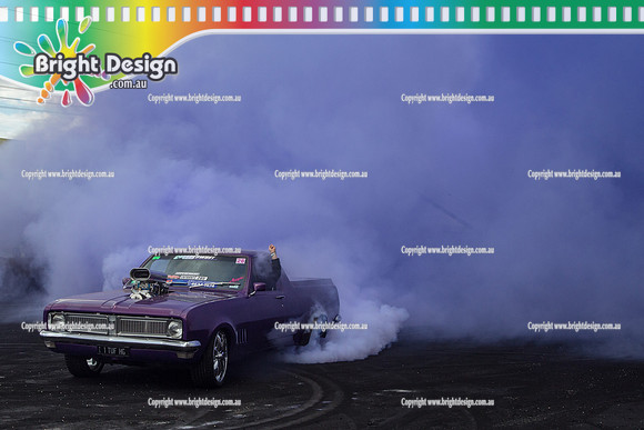 Summernats 28 Sunday 4 Jan 2015  BD  (8103)  1TUFHG BURNOUT