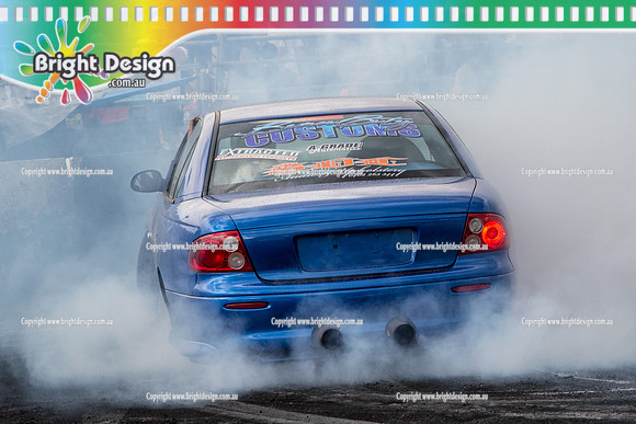 Summernats 28 Sunday 4 Jan 2015  BD  (8416)  NUTTD8 BURNOUT