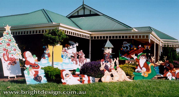 Home Outdoor Christmas Decorations Custom Airbrushed by Bright Design Airbush Studio
