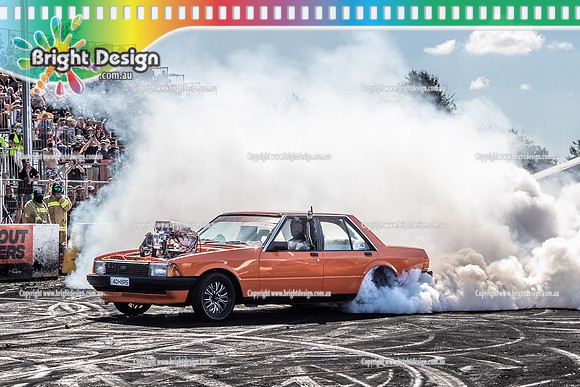 Summernats 34 Sunday 9 Jan 2022  BDMP2224  4DH8RS BURNOUT
