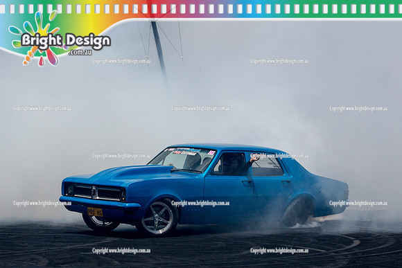 Summernats 28 Saturday 3 Jan 2015  BD  (5017)   PROHG BURNOUT