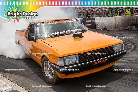 Summernats 28 Sunday 4 Jan 2015  BD  (7789)  TYRKILR BURNOUT