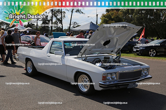 All Holden Day @  Dandeonong 7 April 2013  Bright Design (1068)  UCQ552