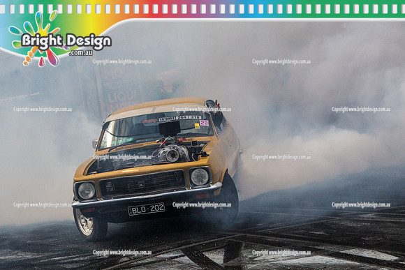 Summernats 28 Sunday 4 Jan 2015  BD  (8235)  BLO202 BURNOUT