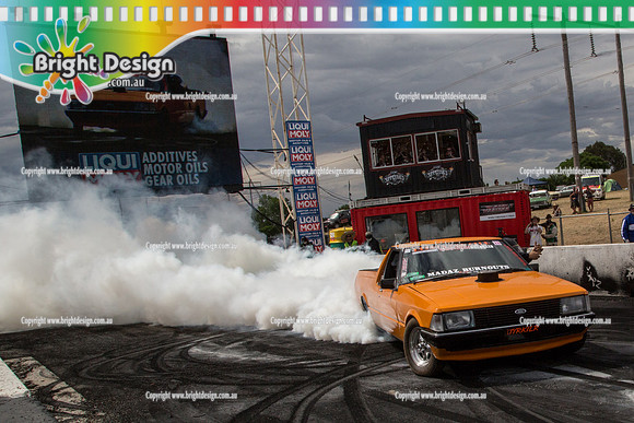 Summernats 28 Sunday 4 Jan 2015  BD  (8220)  TYRKILR BURNOUT