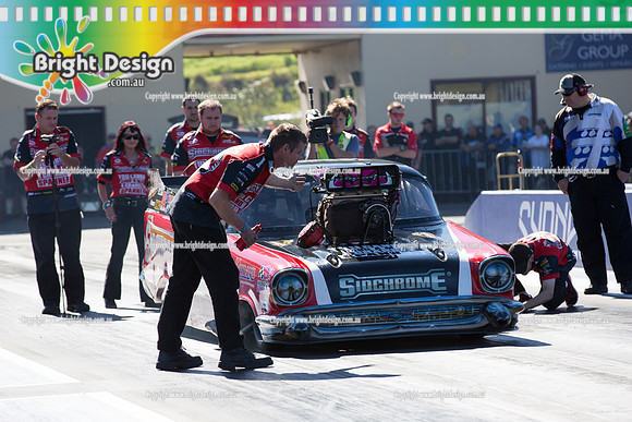 X-Champs @ Sydney Dragway SUN 4 May 2014  (6424)  TD 1221 TEAM BRAY RACING VICTOR BRAY  TOP DOOR SLAMMER  CROWD