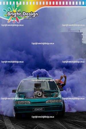 Summernats 28 Sunday 4 Jan 2015  BD  (8355)  4SMOKE BURNOUT