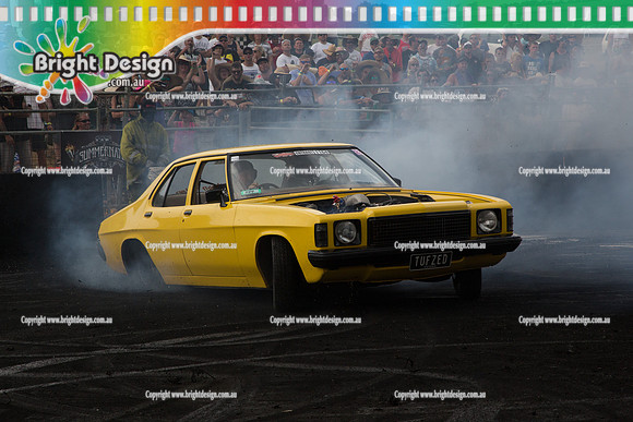 Summernats 28 Sunday 4 Jan 2015  BD  (8397)  TUFZED BURNOUT