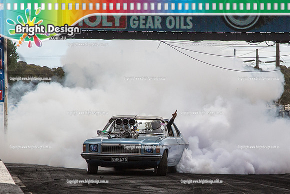 Summernats 28 Sunday 4 Jan 2015  BD  (8130)  GMHAZD BURNOUT