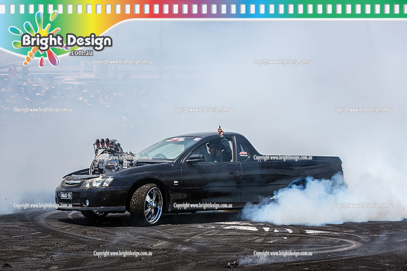Summernats 28 Saturday 3 Jan 2015  BD (4700)  MAADSS BURNOUT