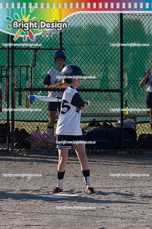 Berwisk Braves Softball  Club Finals Under 13 Girls  22 March 2015 (1029)-2
