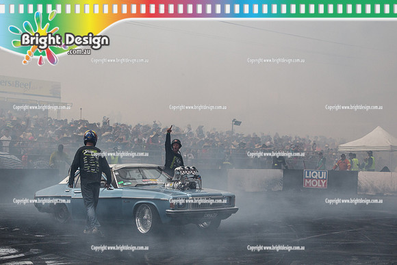 Summernats 28 Sunday 4 Jan 2015  BD  (8145)  GMHAZD BURNOUT