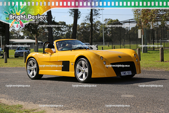 All Holden Day @  Dandeonong 7 April 2013  Bright Design (1408)  YWE537