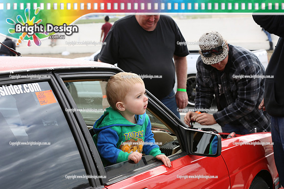 ECM - Easter Car Mania #1 Winton Raceway  SUN 20 April 2014   (3061)  CROWD
