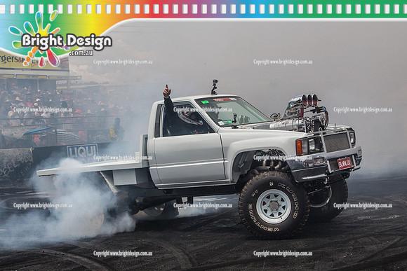 Summernats 28 Sunday 4 Jan 2015  BD  (7993)  BLWNLUX BURNOUT