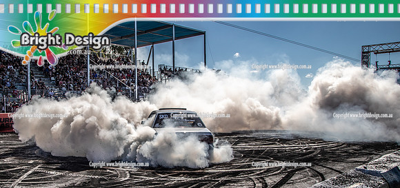 Summernats 34 Sunday 9 Jan 2022  BDMP2631-2  CEMBLO BURNOUT