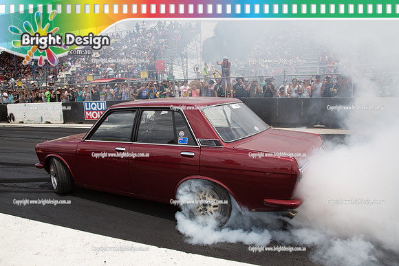 Summernats 28 Sunday 4 Jan 2015  BD  (7666)  QIK510 BURNOUT