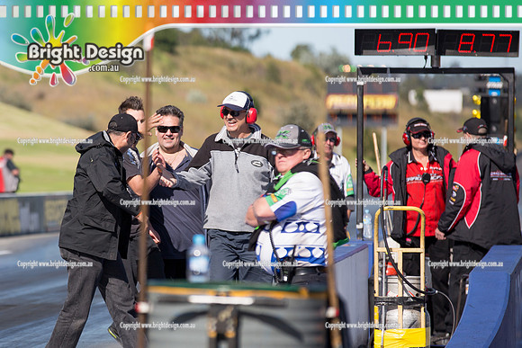 X-Champs @ Sydney Dragway SUN 4 May 2014  (6149)  CROWD  SUPER SEDAN