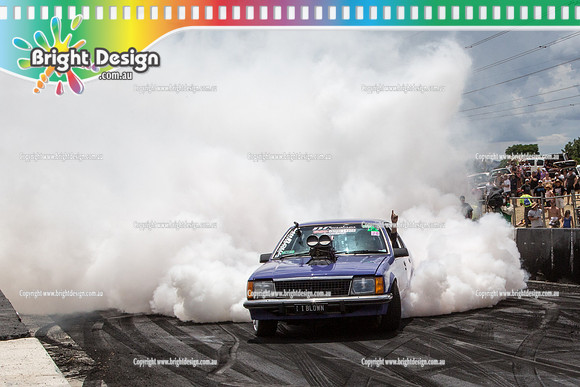 Summernats 28 Sunday 4 Jan 2015  BD  (7936)  IBLOWN BURNOUT