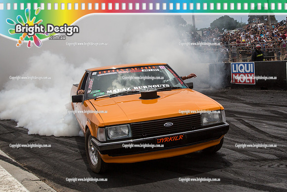 Summernats 28 Sunday 4 Jan 2015  BD  (7787)  TYRKILR BURNOUT