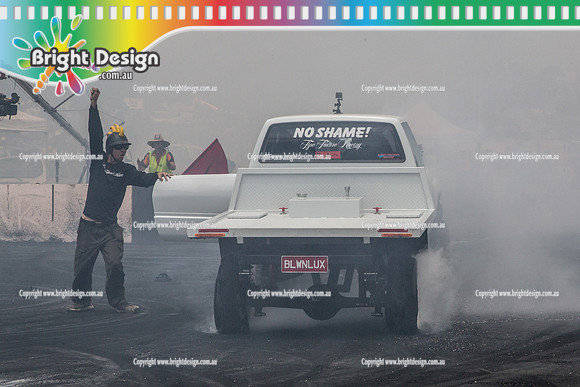 Summernats 28 Sunday 4 Jan 2015  BD  (7994)  BLWNLUX BURNOUT