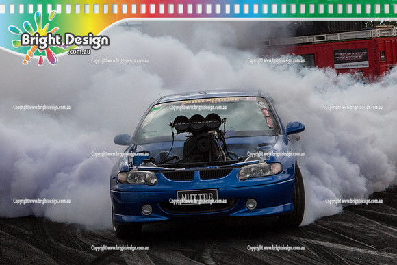 Summernats 28 Sunday 4 Jan 2015  BD  (8404)  NUTTD8 BURNOUT