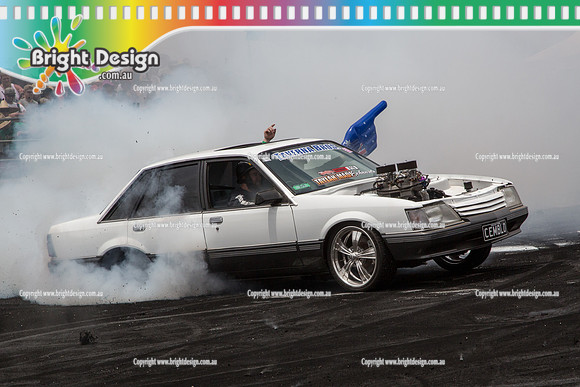 Summernats 28 Sunday 4 Jan 2015  BD  (7867)  CEMBLO BURNOUT