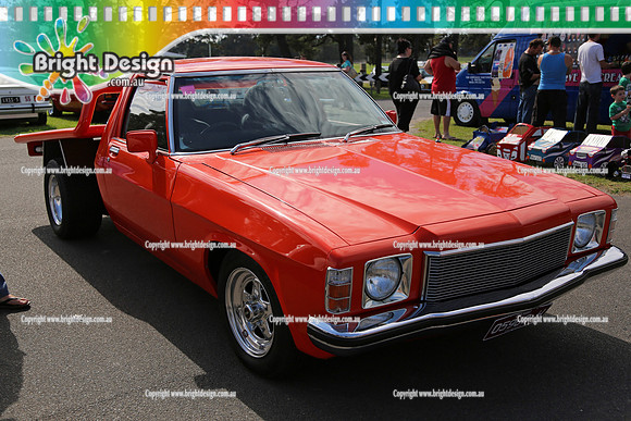 All Holden Day @  Dandeonong 7 April 2013  Bright Design (1048)  05960H